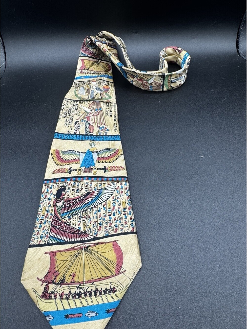 Museum Artifacts Silk Tie Egyptian Hieroglyphics Ancient Egypt 58”x 4”